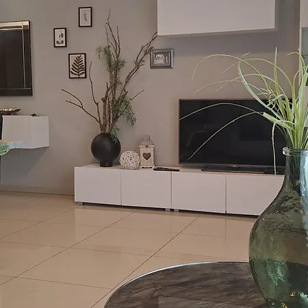 Apartament- Have A Day *